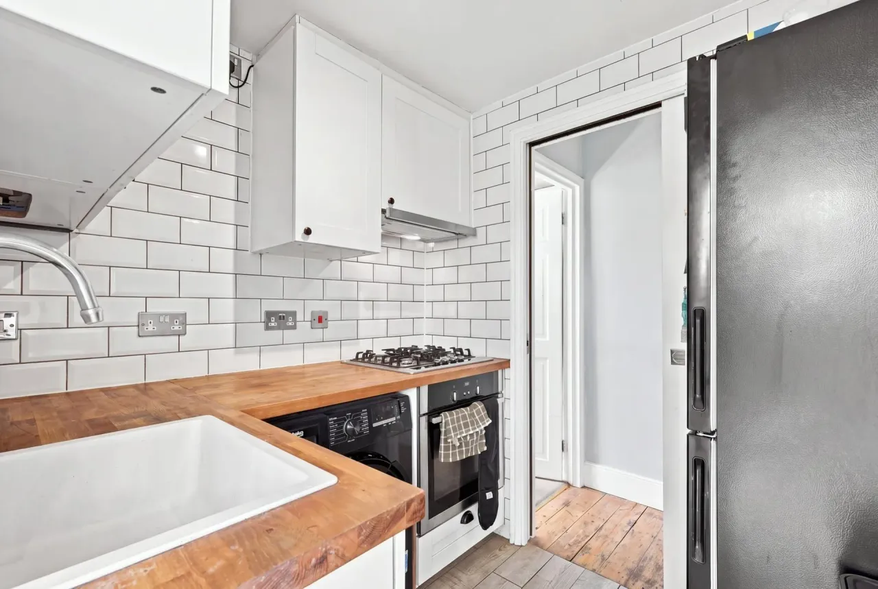 Albert Road, Leyton, E10, photo 10