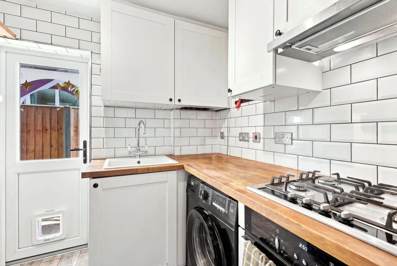 Albert Road, Leyton, E10, photo 3