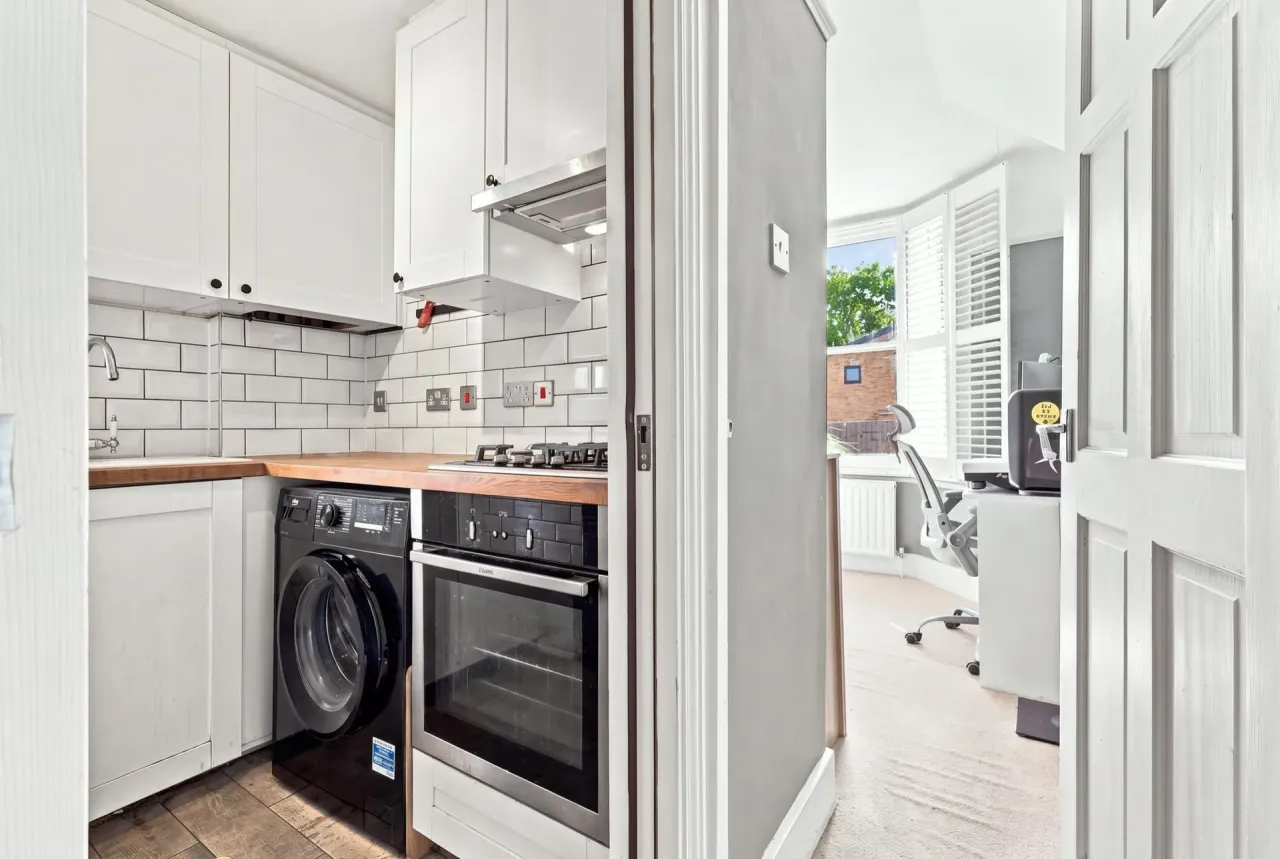 Albert Road, Leyton, E10, photo 9