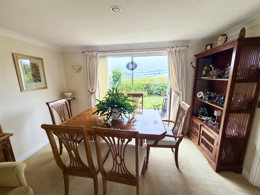 White Horse View, Cherhill, photo 5