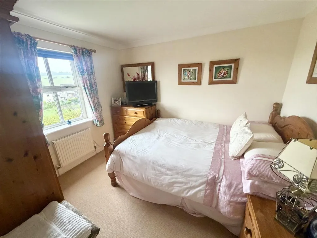 White Horse View, Cherhill, photo 20