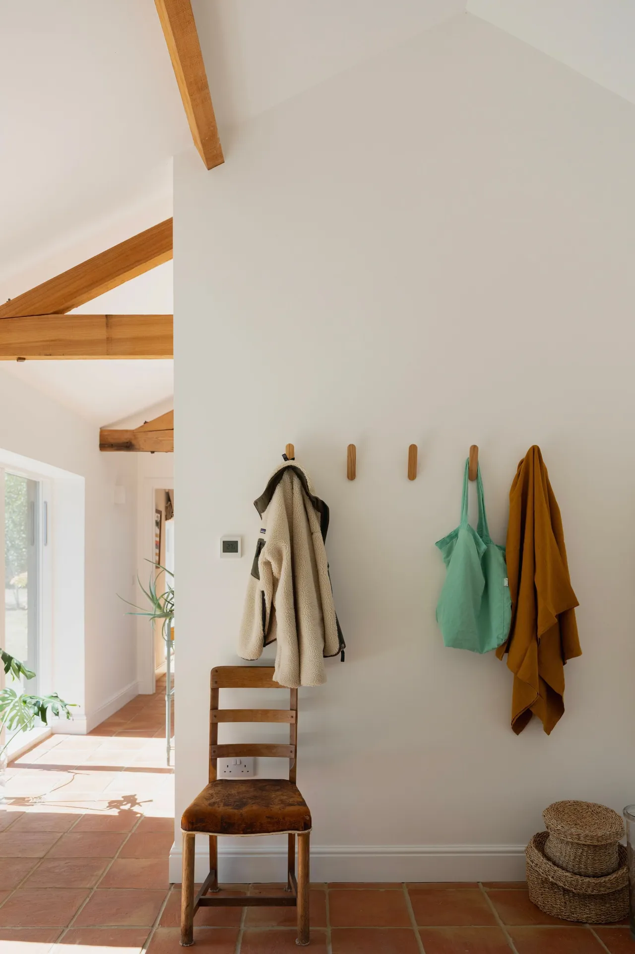 Eastmere Barn, Wretham, photo 6