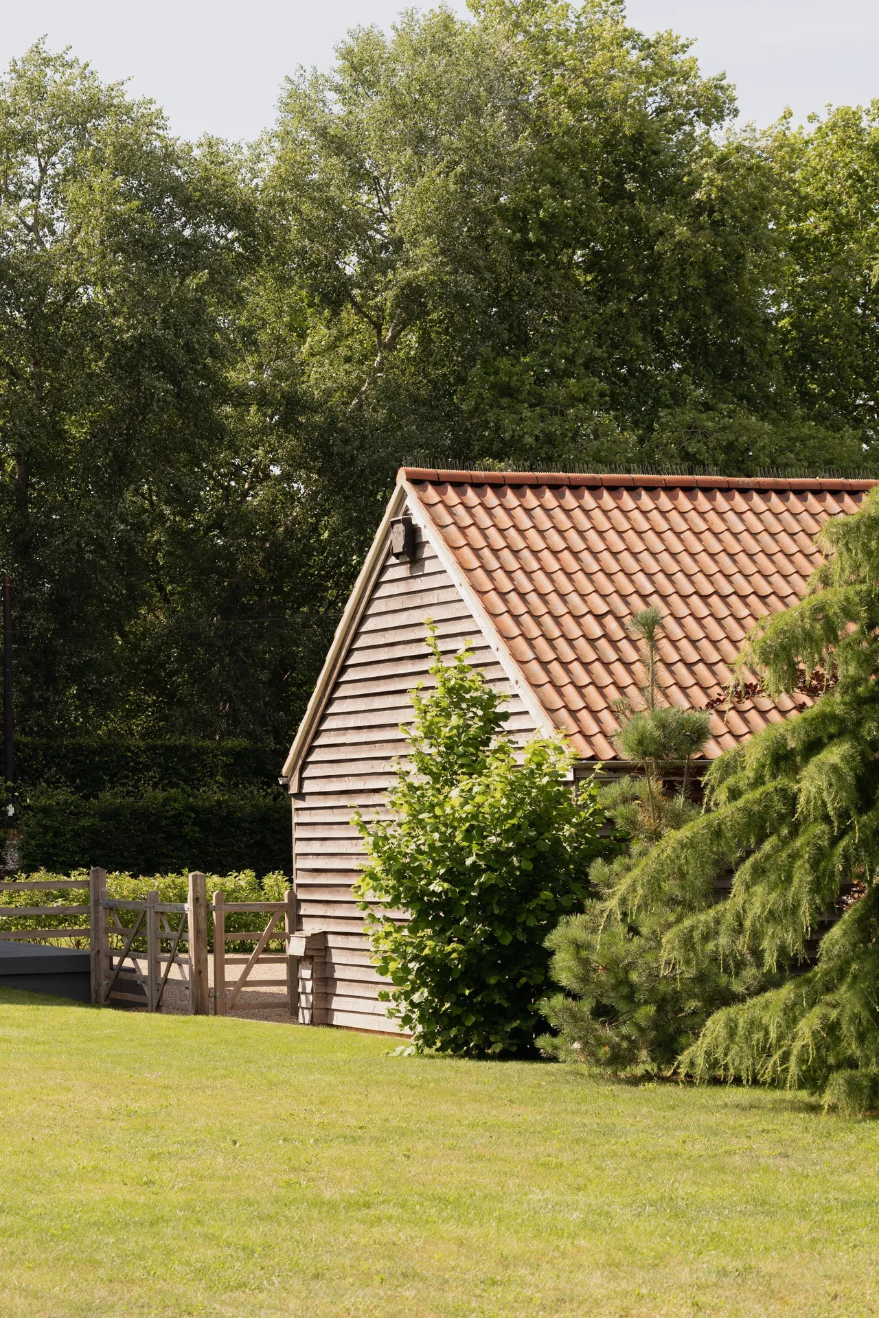 Eastmere Barn, Wretham, photo 24