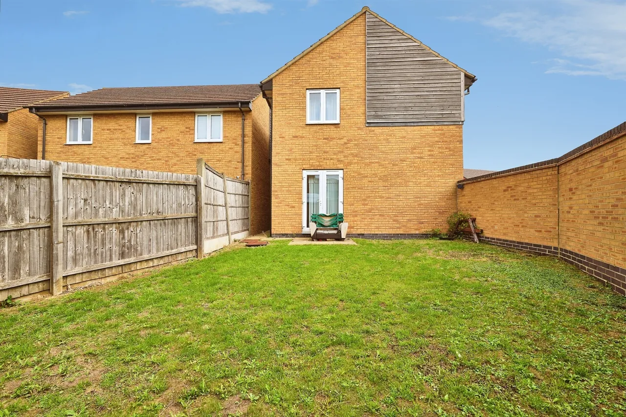 Brooker Avenue, Peterborough, PE4, photo 4
