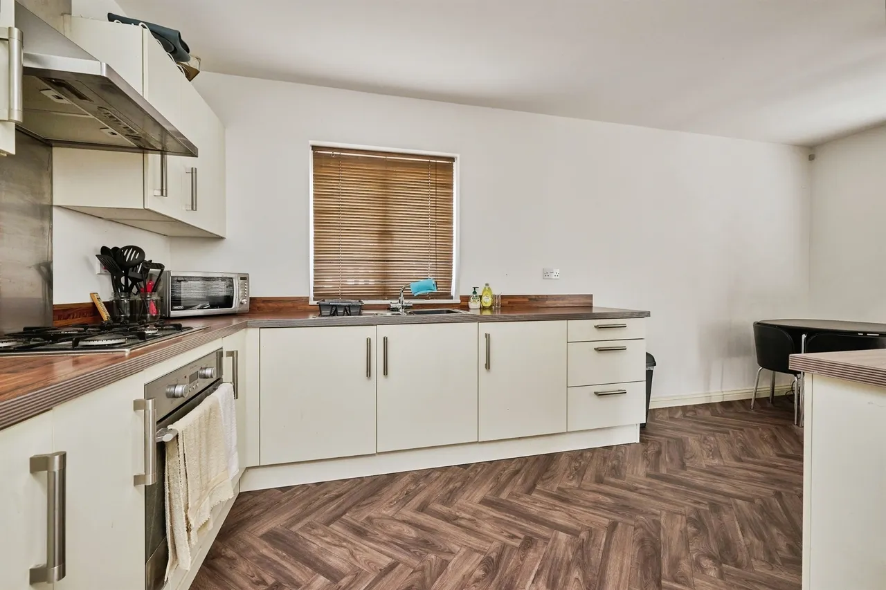 Brooker Avenue, Peterborough, PE4, photo 7