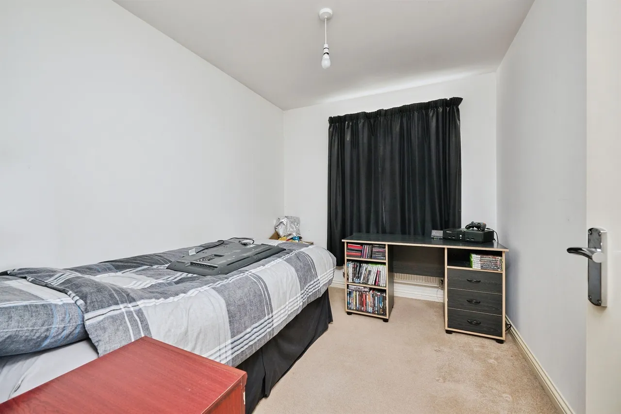 Brooker Avenue, Peterborough, PE4, photo 9