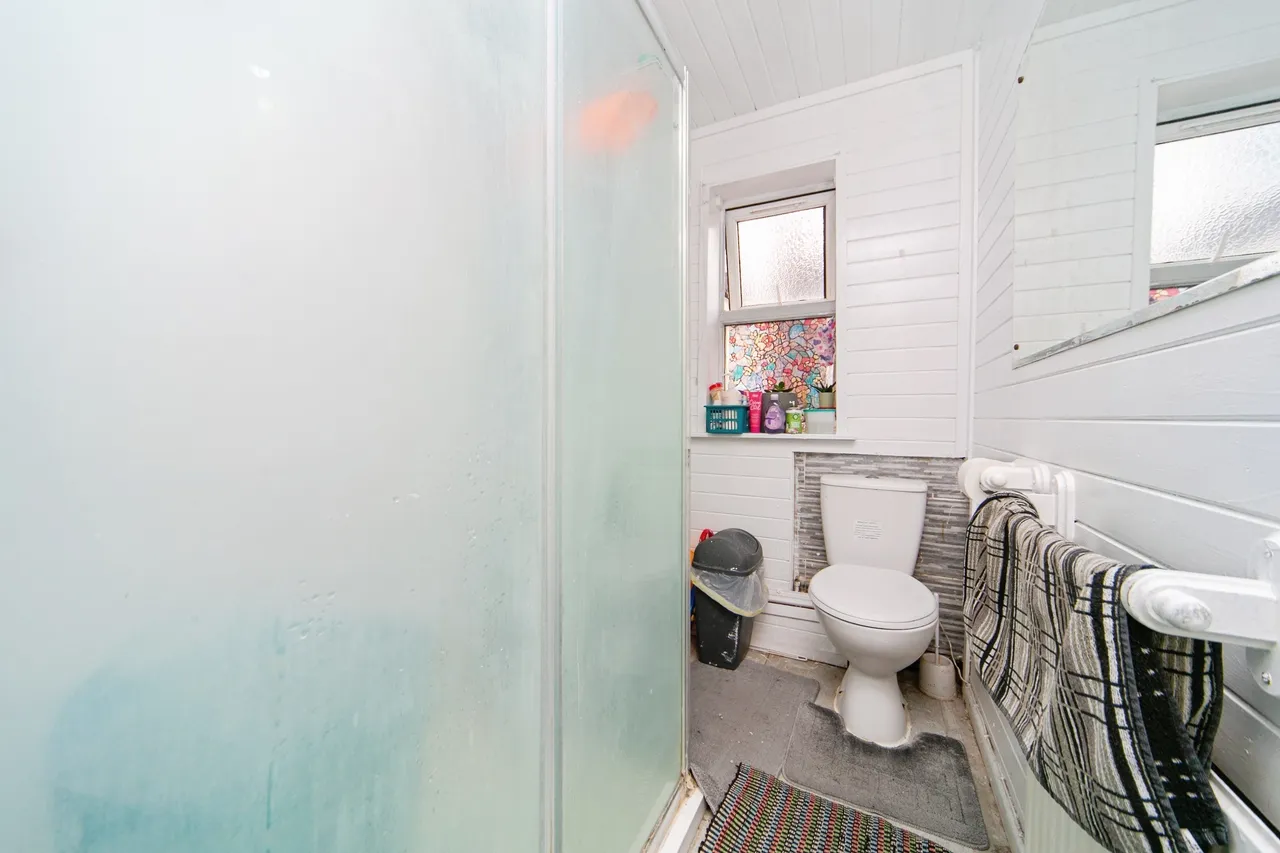 Laurel Road, Birkenhead, CH42, photo 14