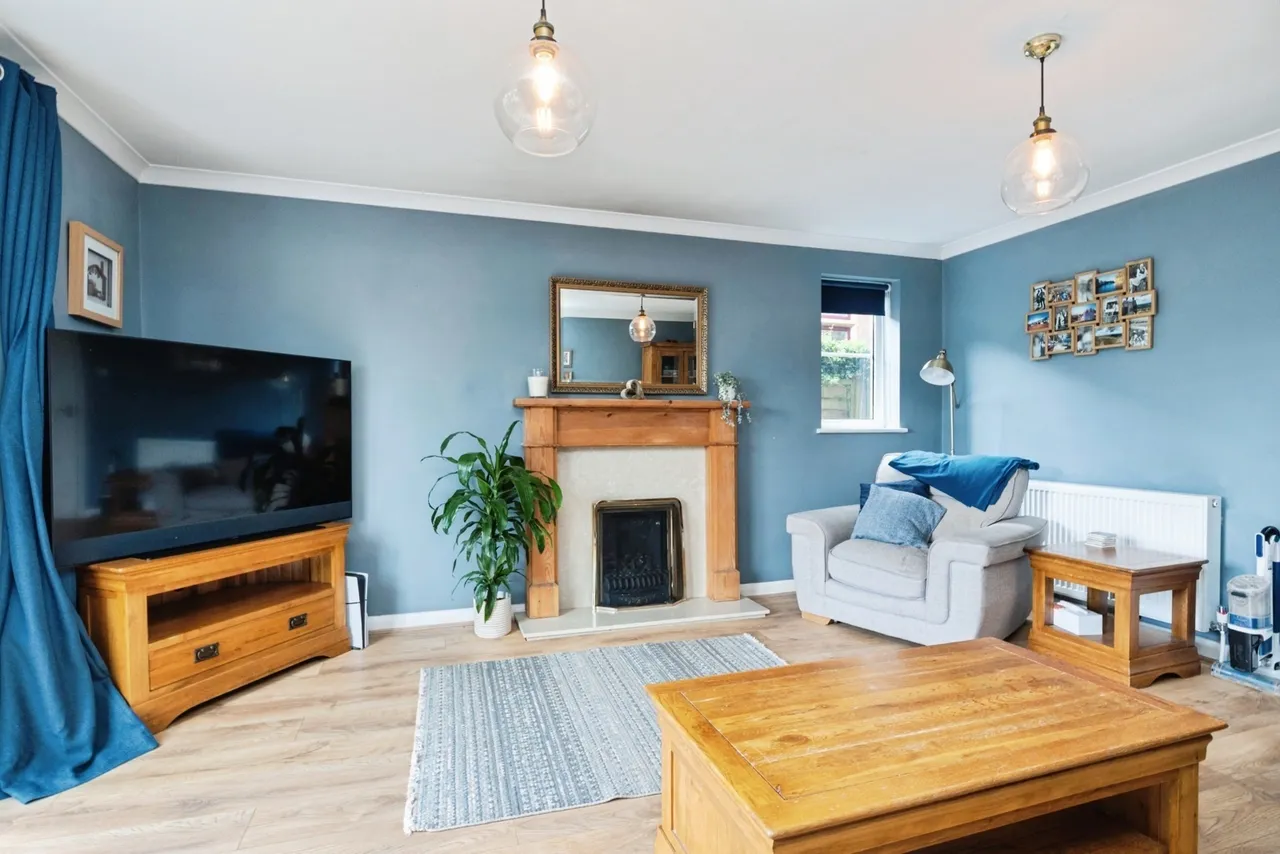 London Road, Hurst Green, TN19, photo 13