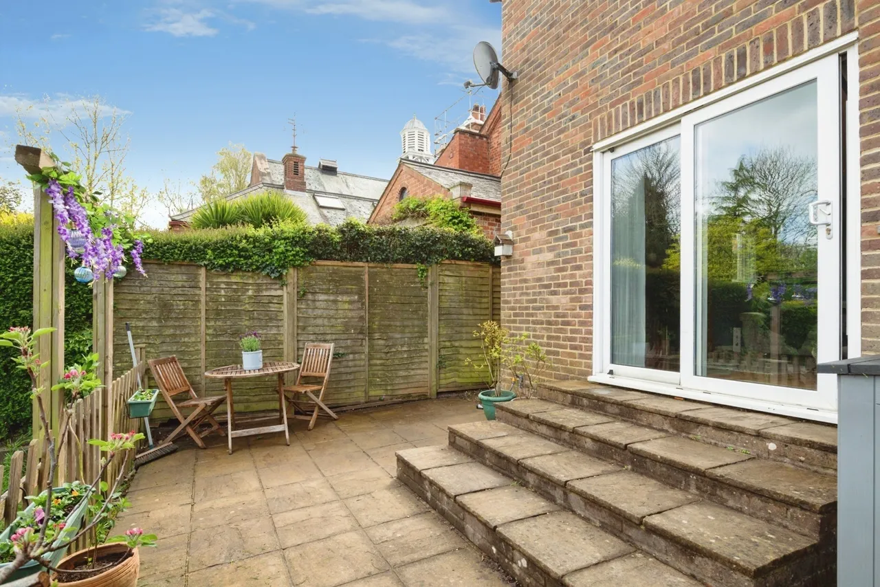 London Road, Hurst Green, TN19, photo 17
