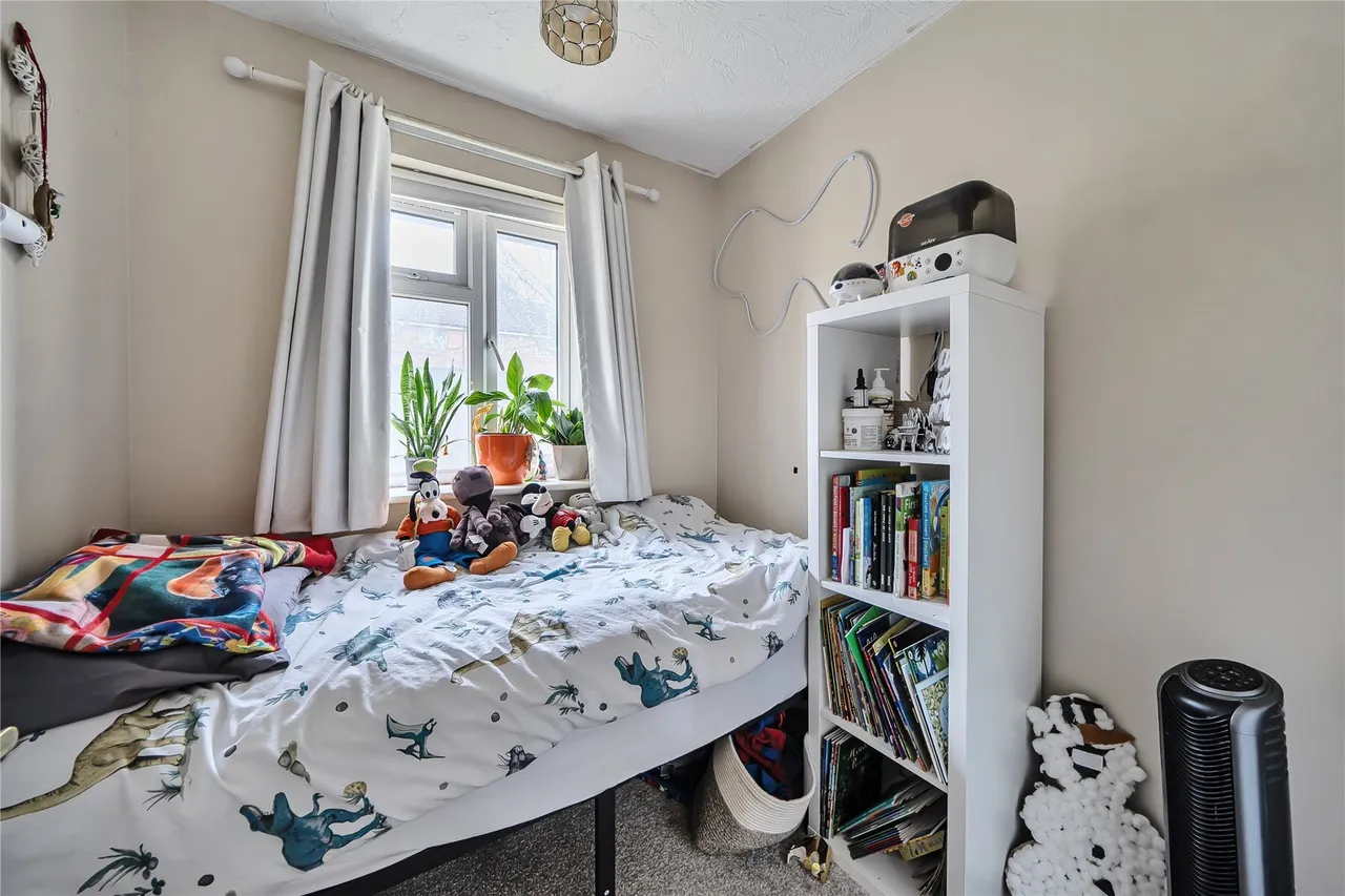 Britton Close, London, SE6, photo 6