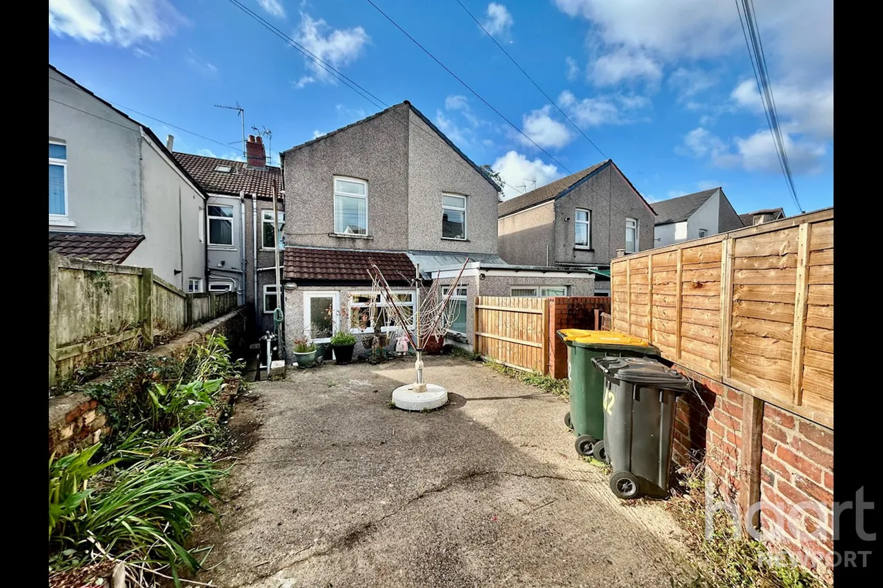 Risca Road, Newport, NP20, photo 21