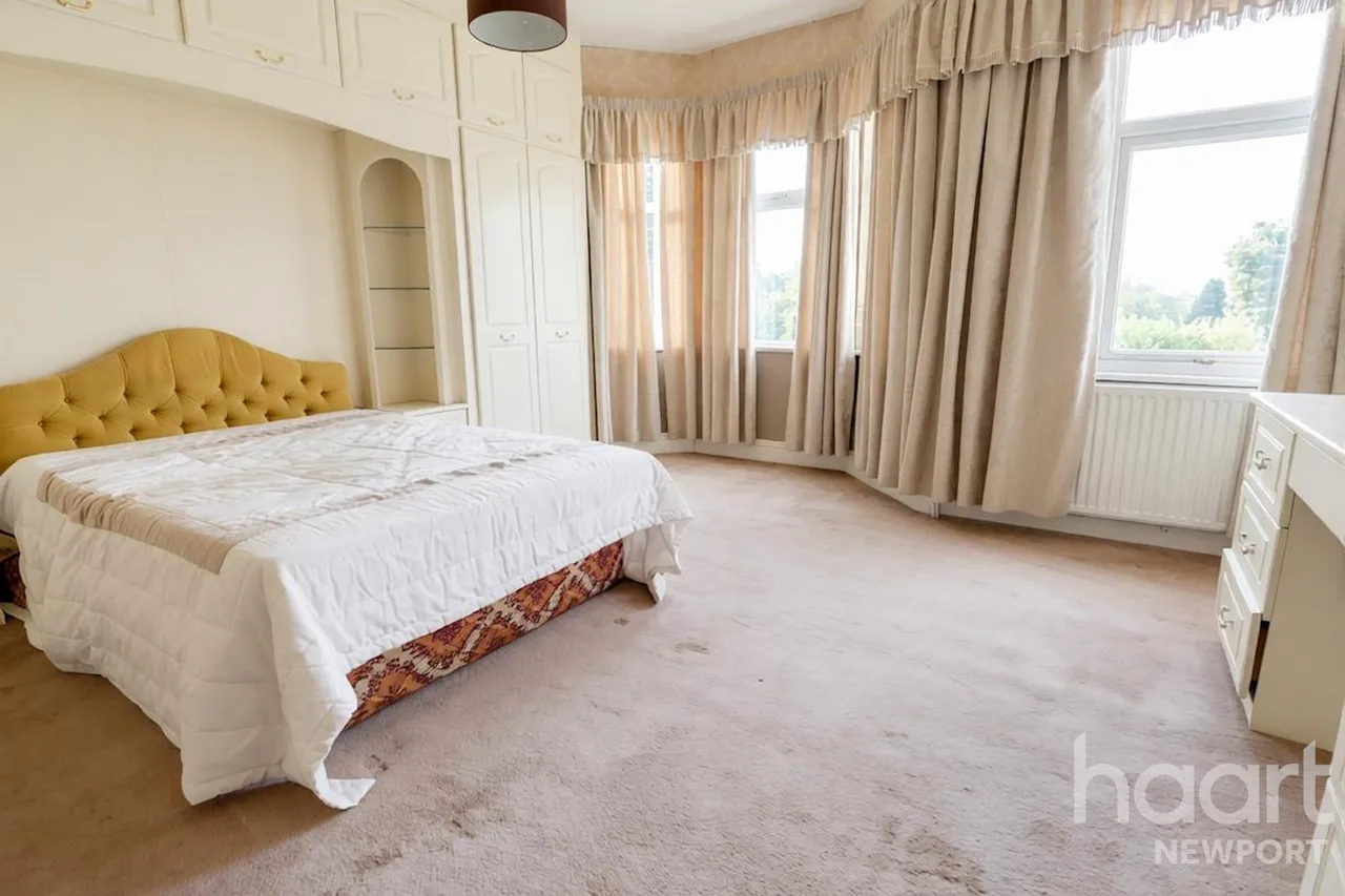 Risca Road, Newport, NP20, photo 13
