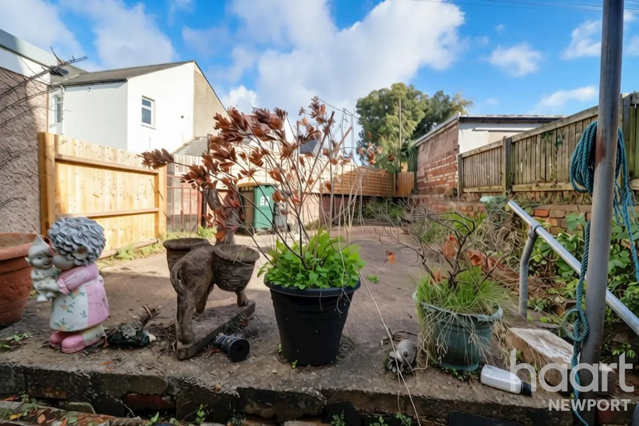 Risca Road, Newport, NP20, photo 20
