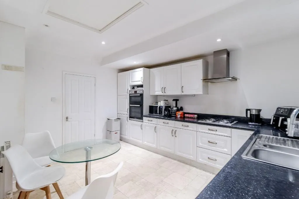 Westhall Park, Warlingham, photo 7