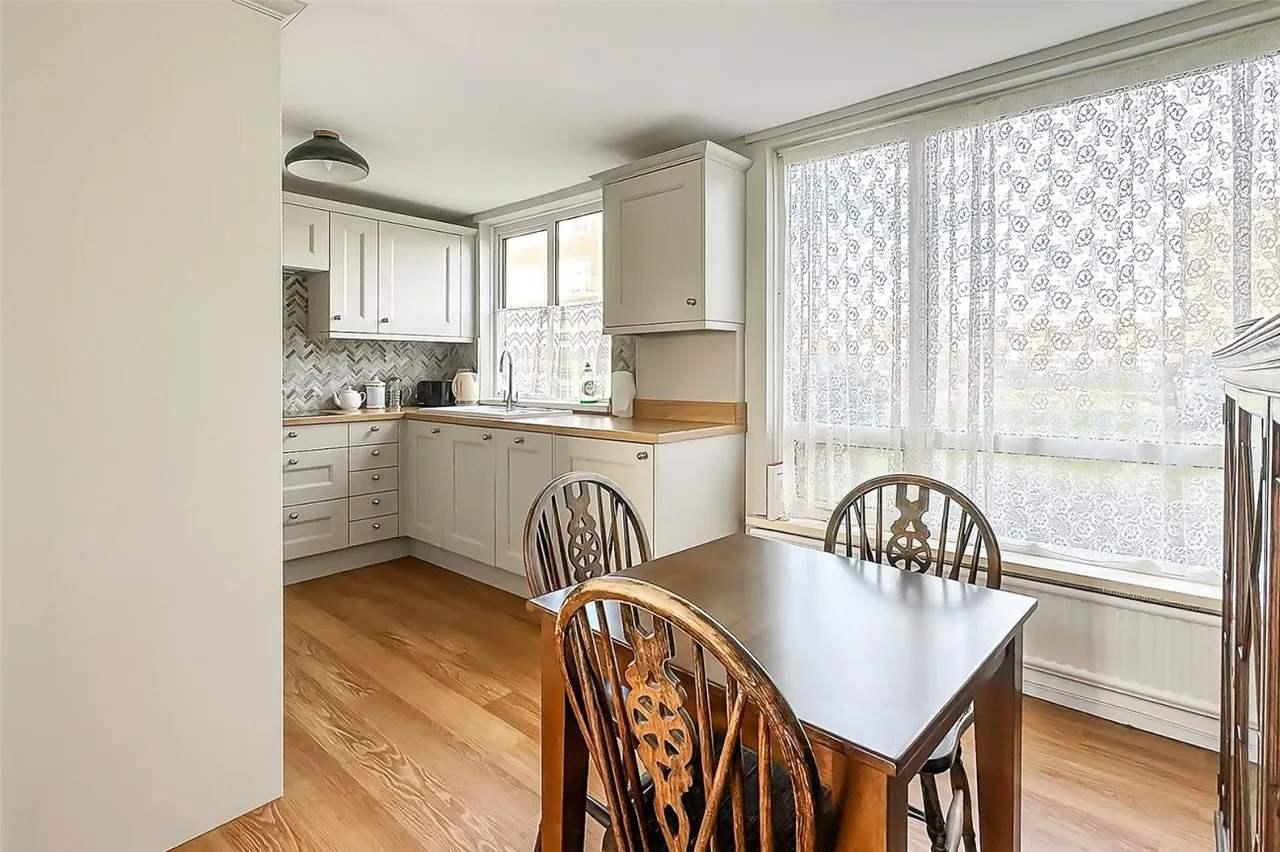 Rustington, Littlehampton, BN16, photo 11