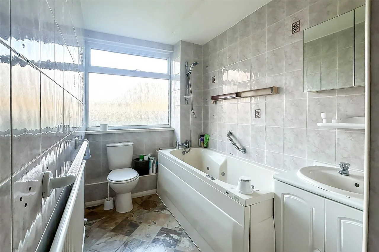 Rustington, Littlehampton, BN16, photo 6