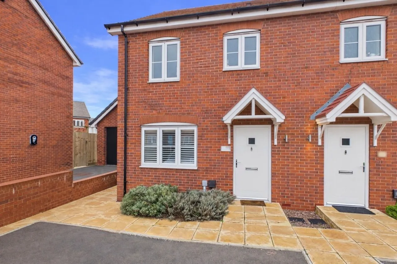 3 bed house for sale — Stafford, Staffordshire