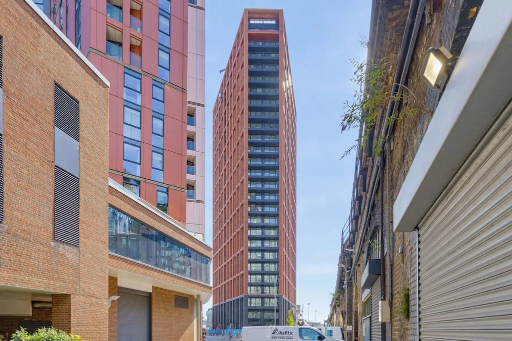 Apex Avenue, London, SW8, photo 10