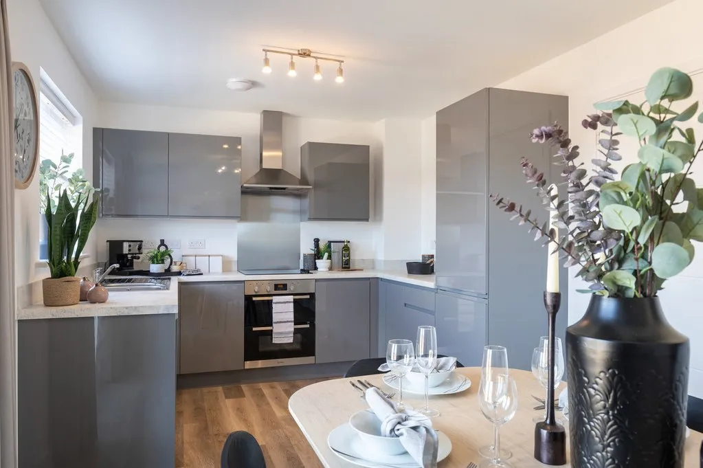 Birch Wood Road Birkenshaw, Bradford BD11 2WL, photo 2
