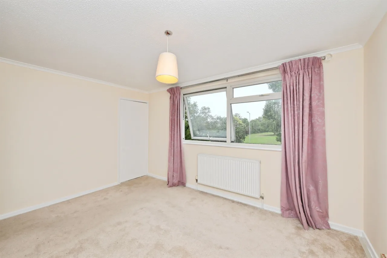 The Precinct, Broxbourne, photo 10