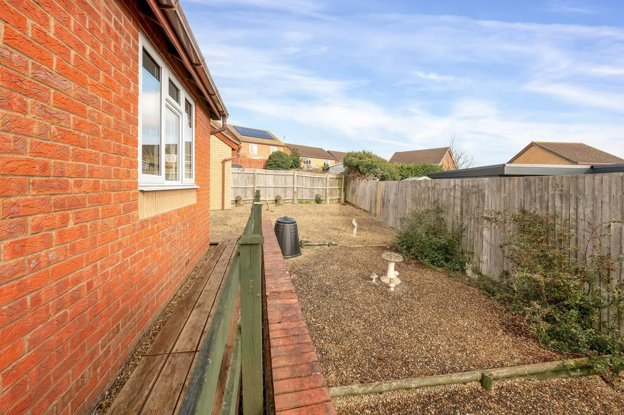 Hilltop Drive, Oakham, LE15, photo 12