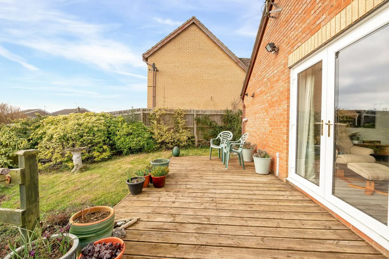 Hilltop Drive, Oakham, LE15, photo 11