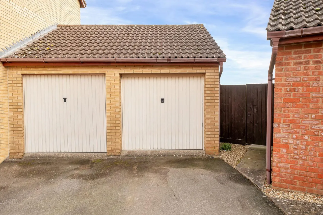 Hilltop Drive, Oakham, LE15, photo 13