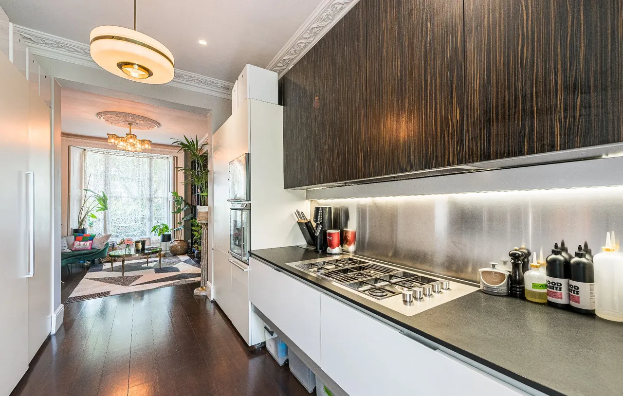 Hereford Road, London, W2, photo 14
