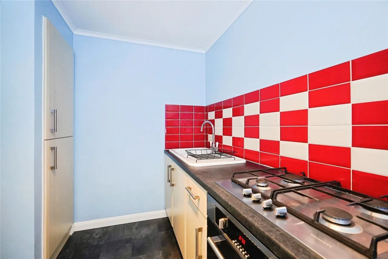 Collingwood Rise, Folkestone, Kent, CT20, photo 12