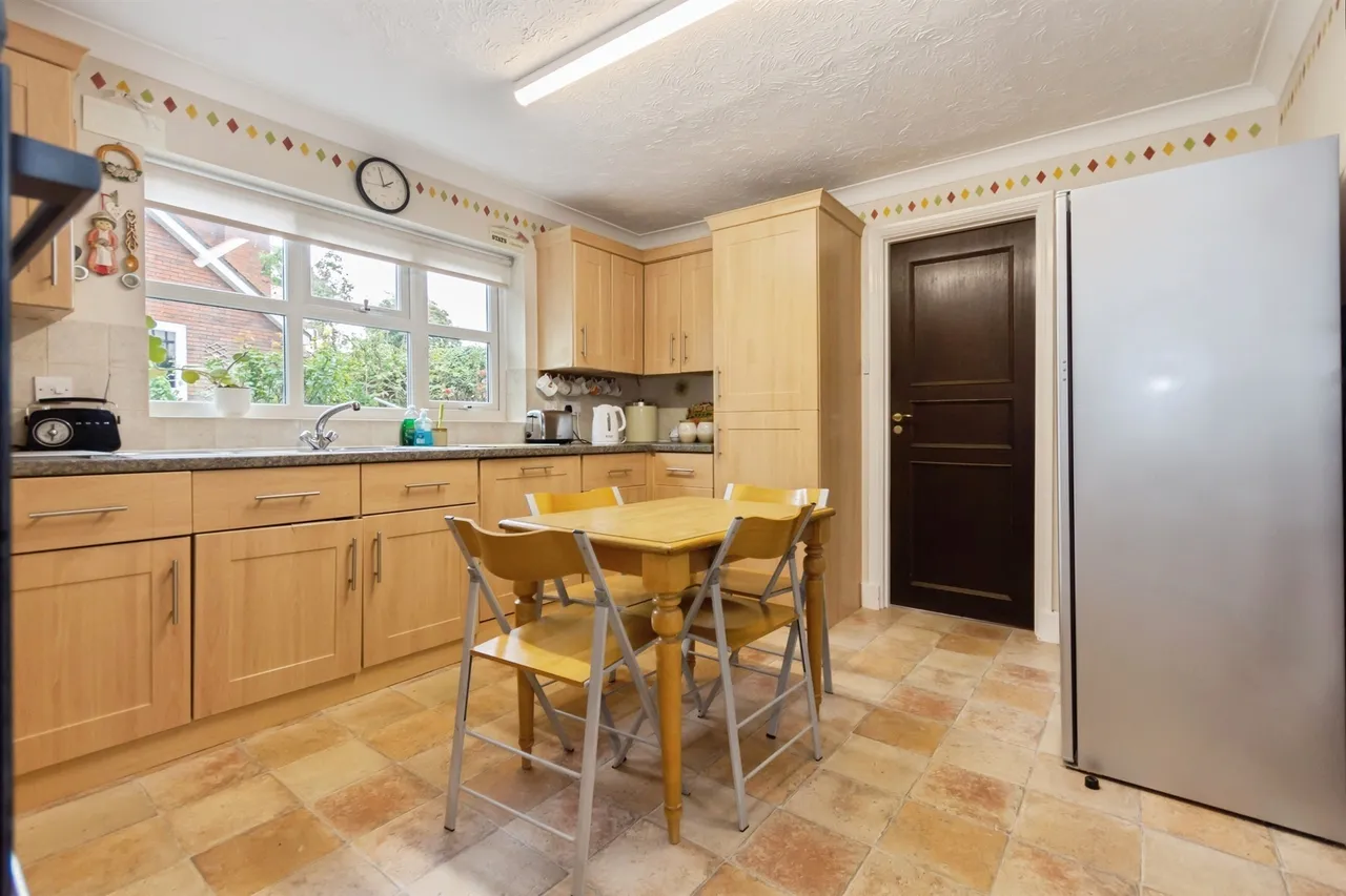 Abberton Grove, Shirley, B90, photo 28