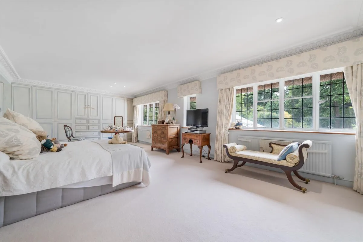 Wentworth Drive, Wentworth, GU25, photo 17