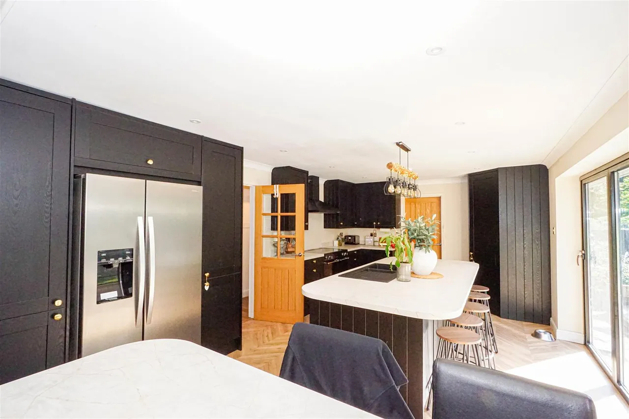 Beauharrow Road, St. Leonards-On-Sea, photo 6