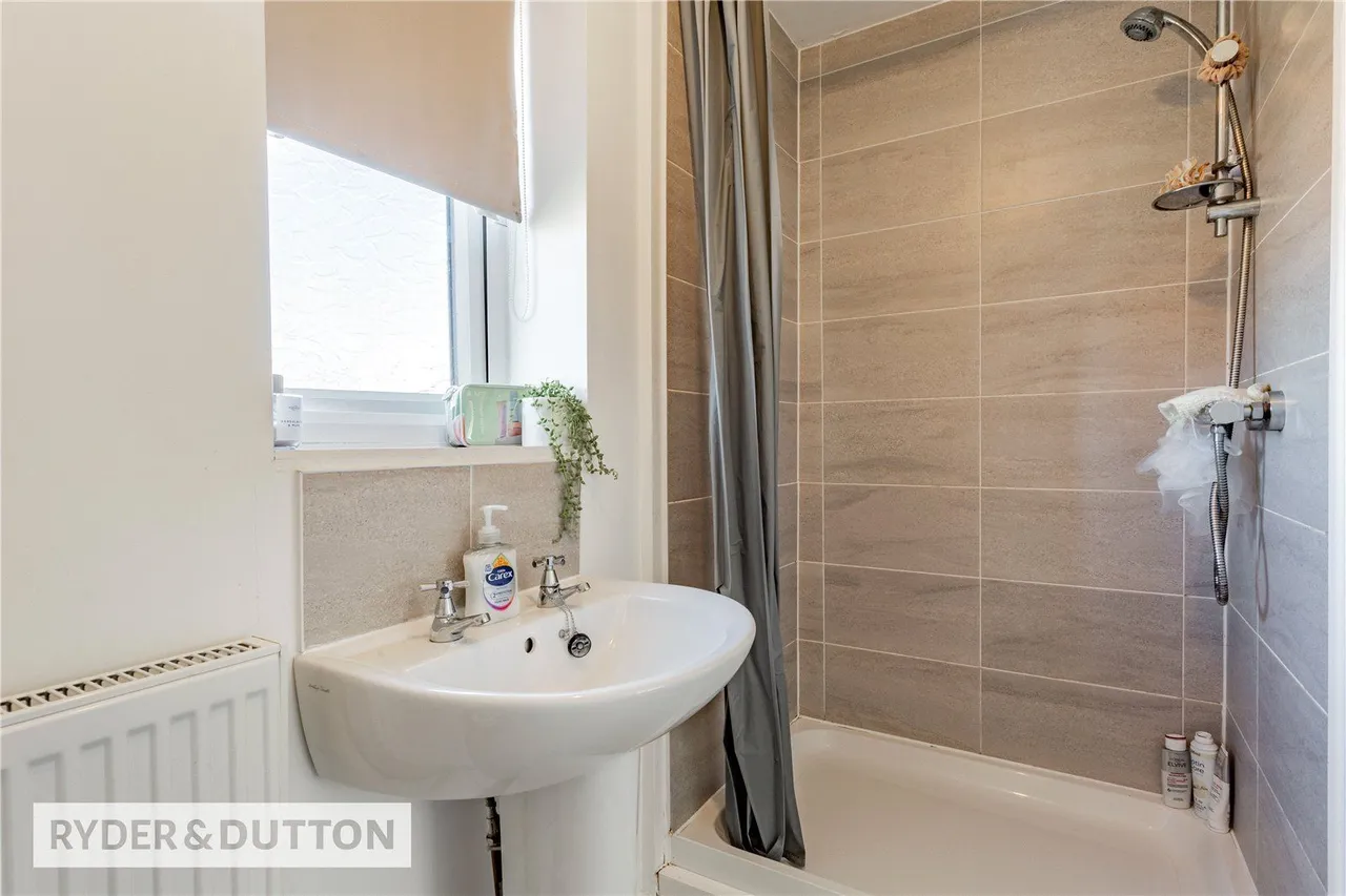 Salisbury Drive, Balderstone, OL11, photo 15
