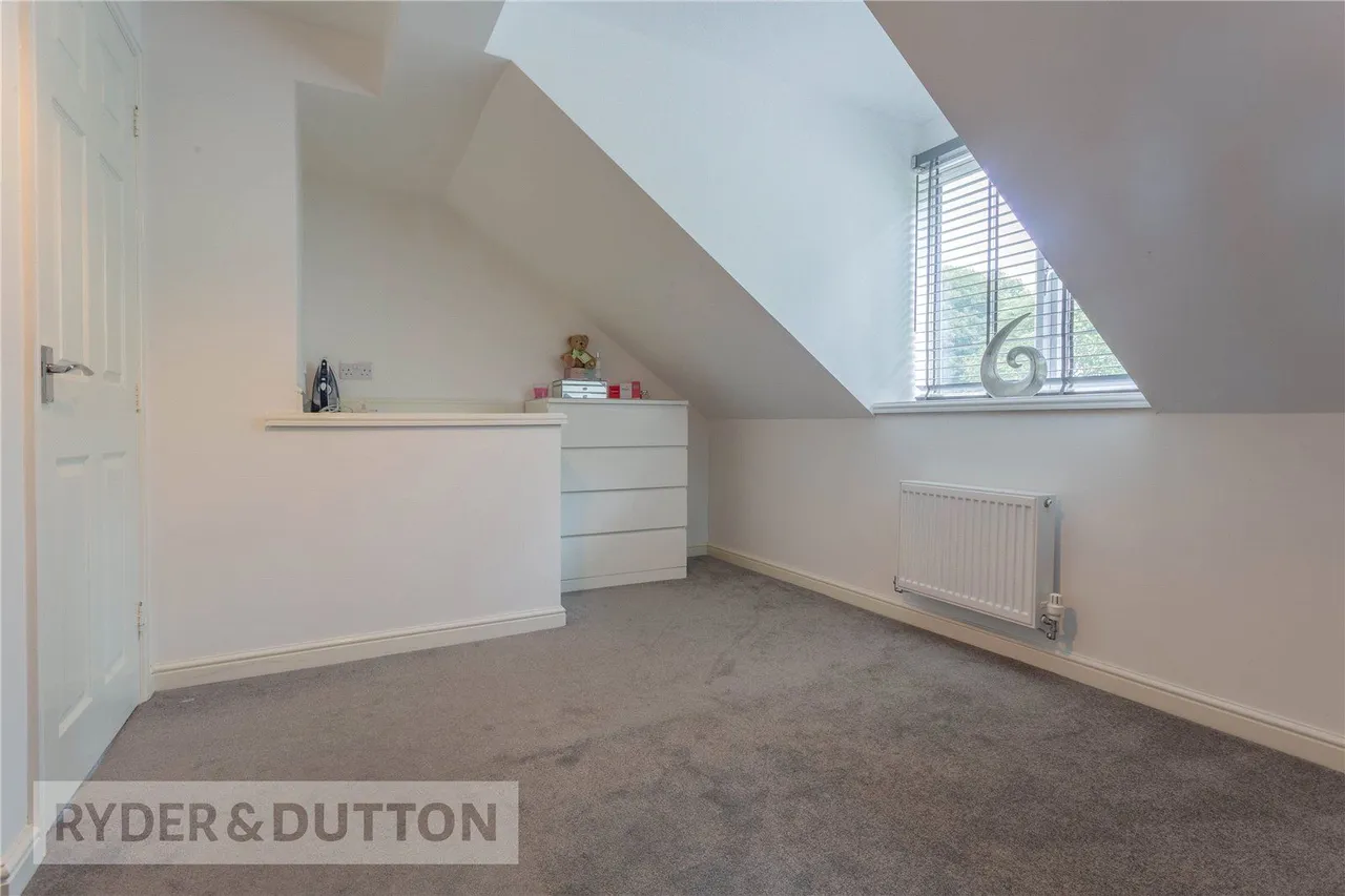 Salisbury Drive, Balderstone, OL11, photo 16
