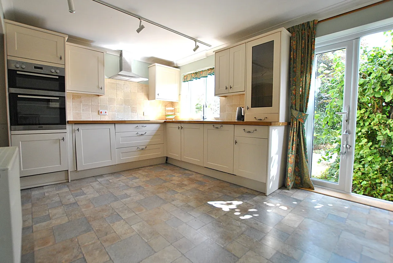 Horseshoes Lane, Weston Colville, CB21, photo 5