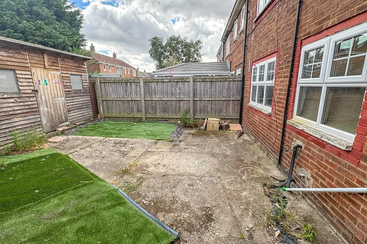 Lawrence Avenue, South Shields, NE34, photo 4