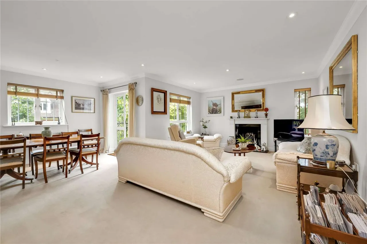 Ormonde Place, Old Avenue, Weybridge, Surrey, KT13 0PE, photo 5