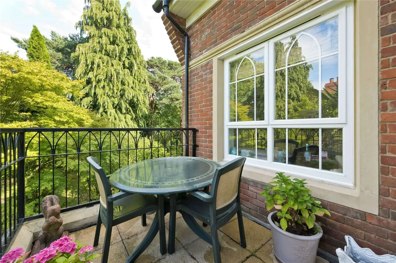 Ormonde Place, Old Avenue, Weybridge, Surrey, KT13 0PE, photo 7