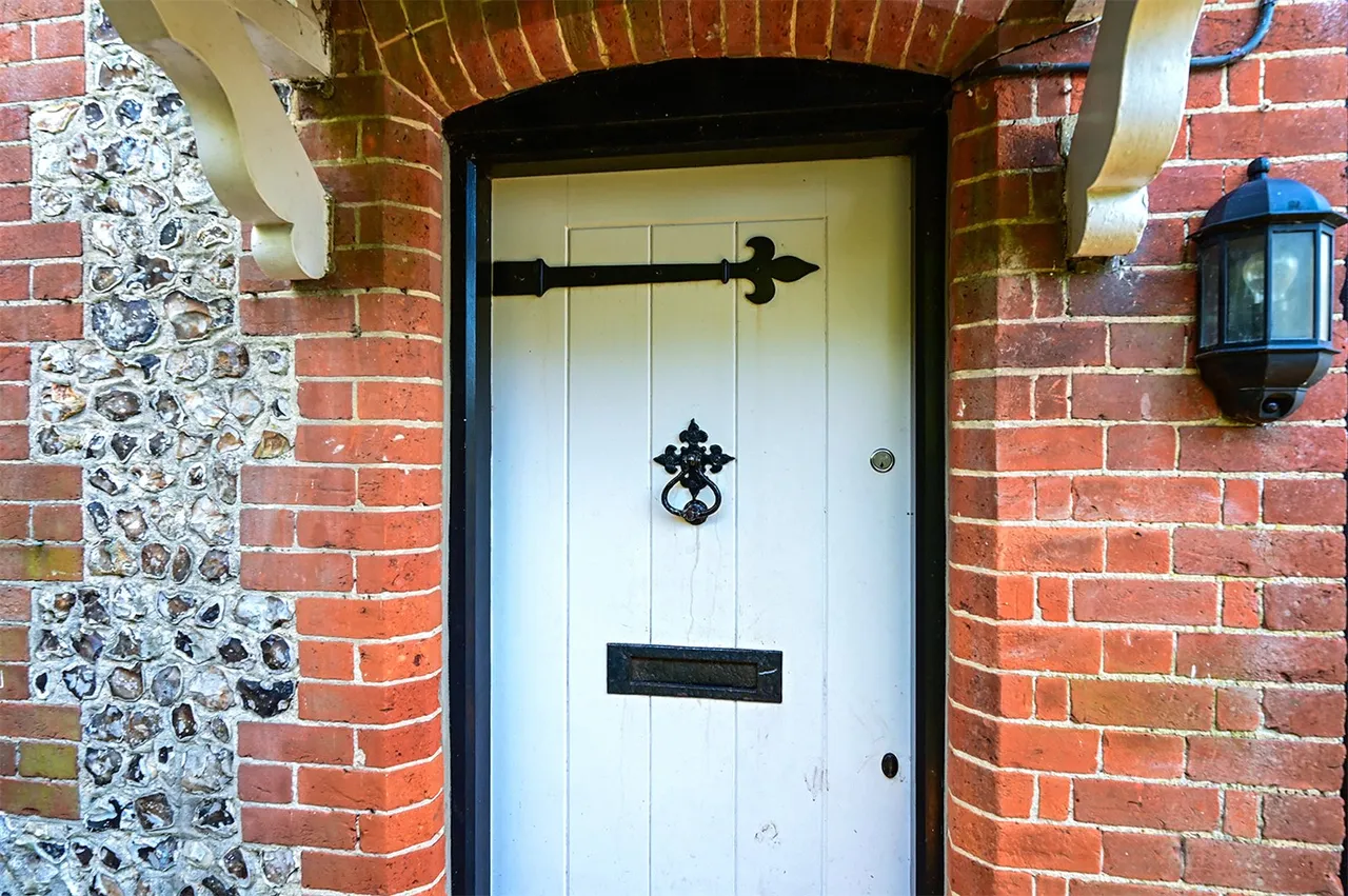 King Street, Odiham, Hook, Hampshire, RG29 1NH, photo 7