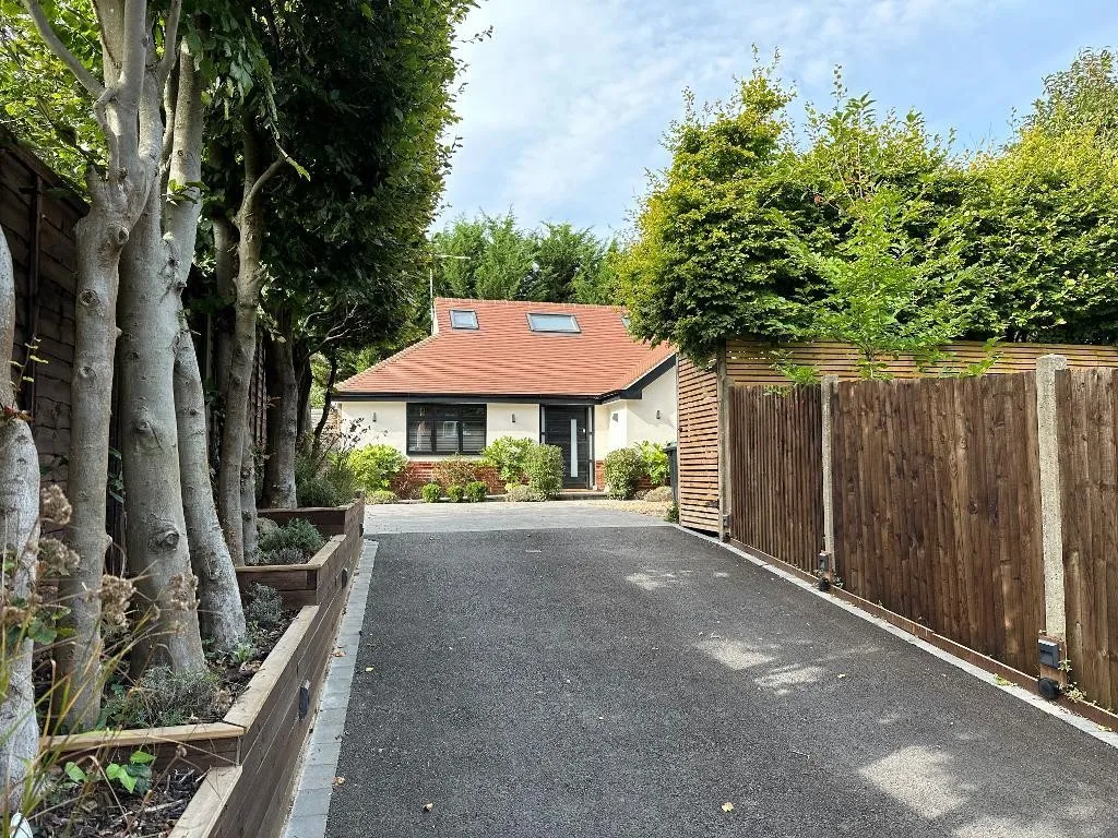 Elmfield Way, Sanderstead, photo 3