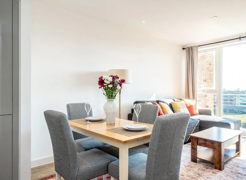Smithy Lane, Hounslow, TW3, photo 4