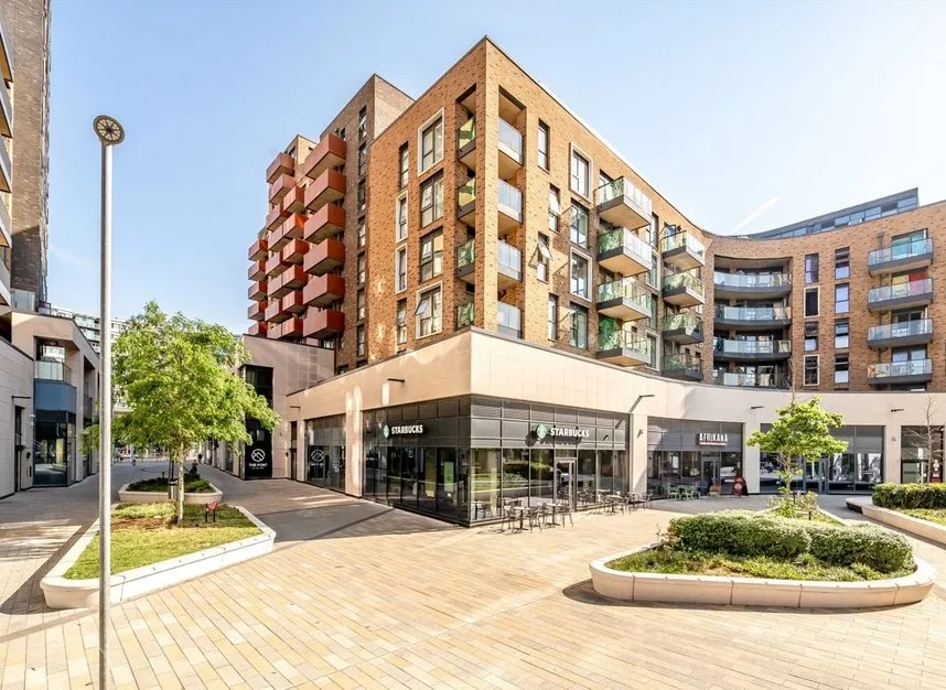 1 bed flat for sale — Smithy Lane, Hounslow, TW3