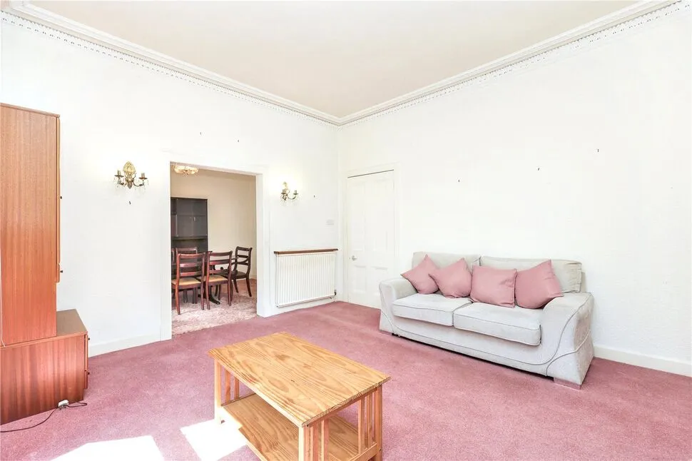 Pittencrieff Street, Dunfermline, KY12, photo 8