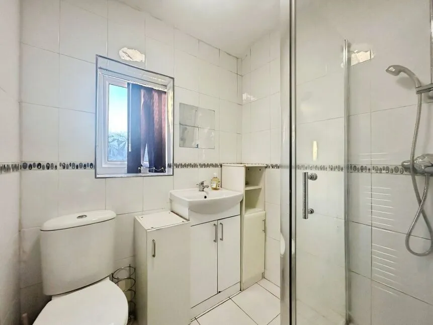 Langworthy Road, Salford, Greater Manchester, M6, photo 6