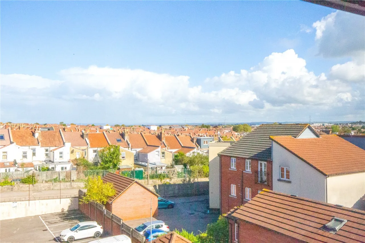 Bartholomews Square, Horfield, BS7, photo 22