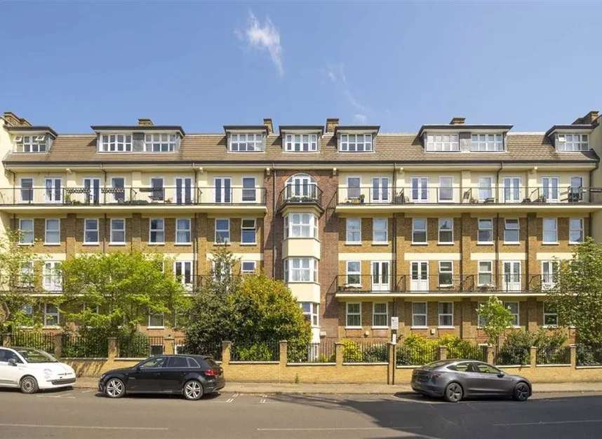 2 bed flat for sale — Milk Yard, Wapping, E1W