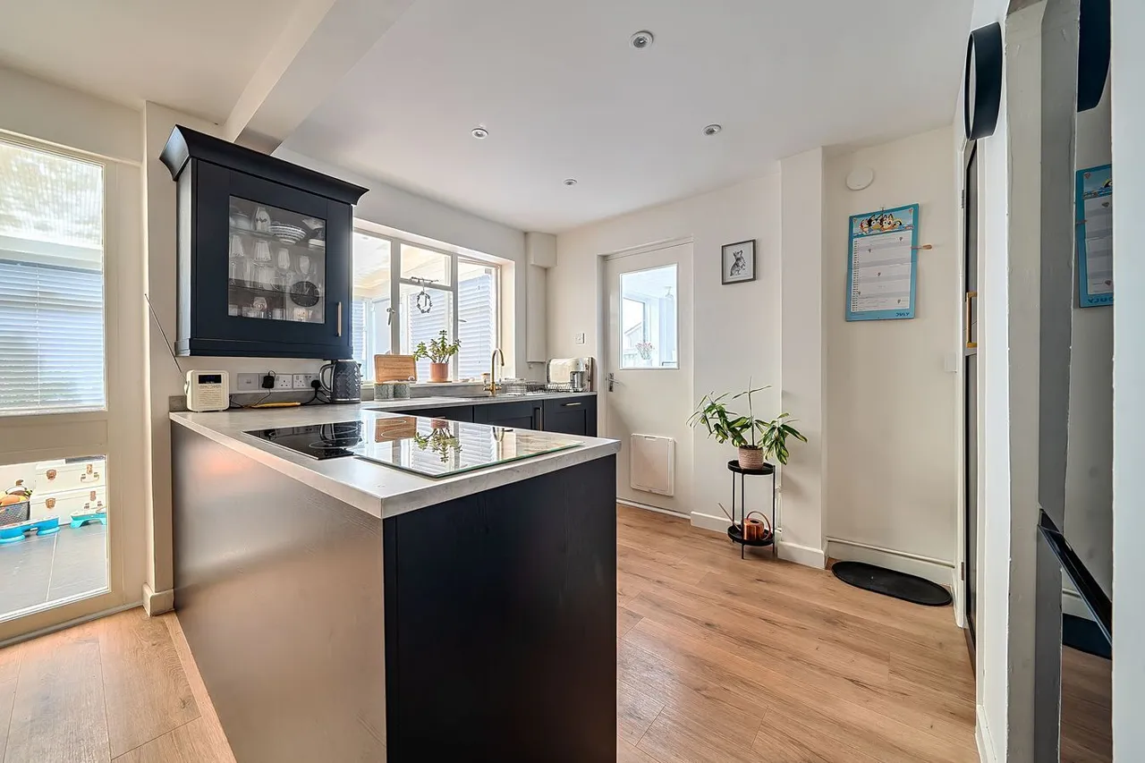 Wyville Road, Frome, BA11, photo 5