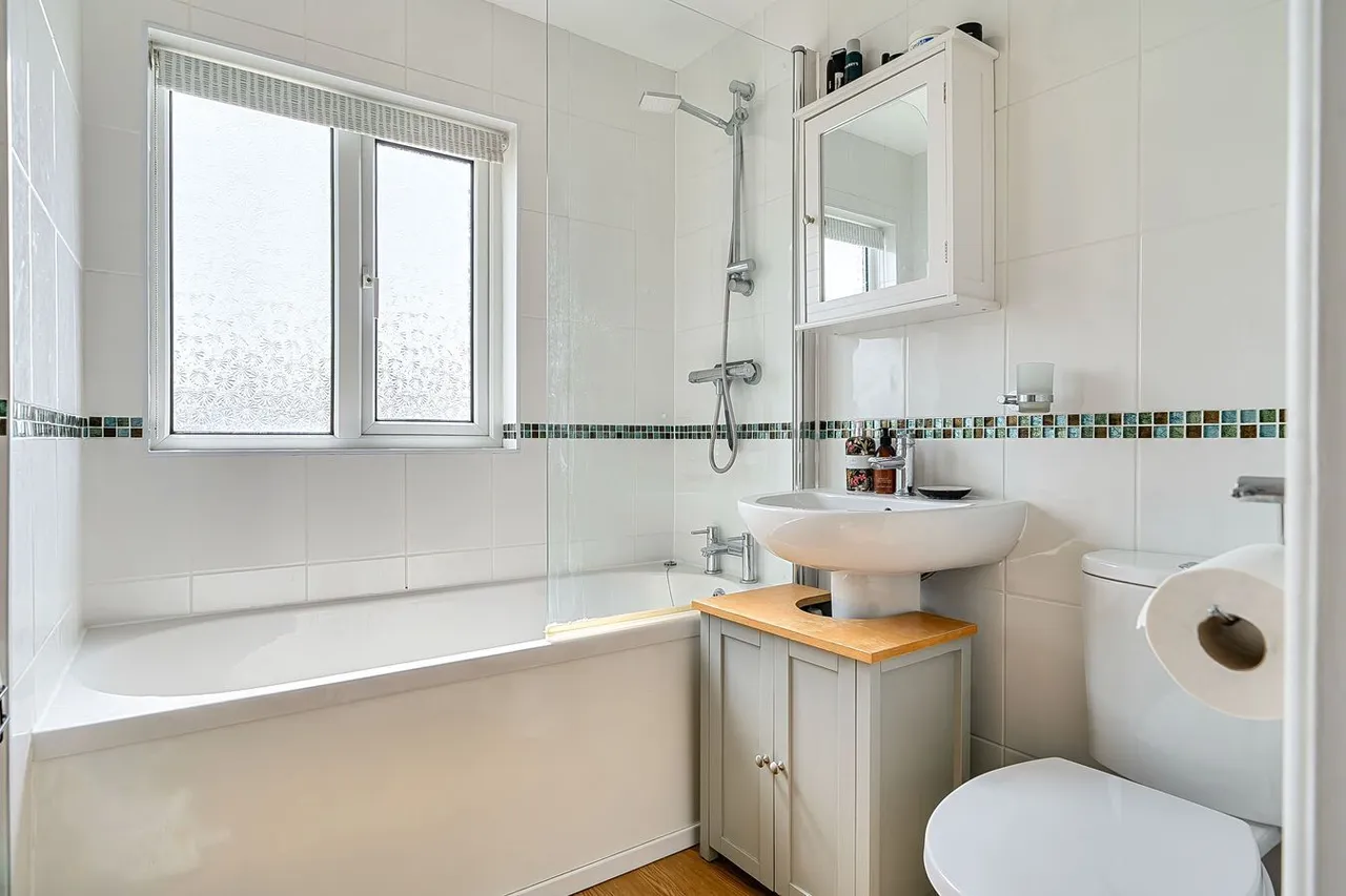 Wyville Road, Frome, BA11, photo 16