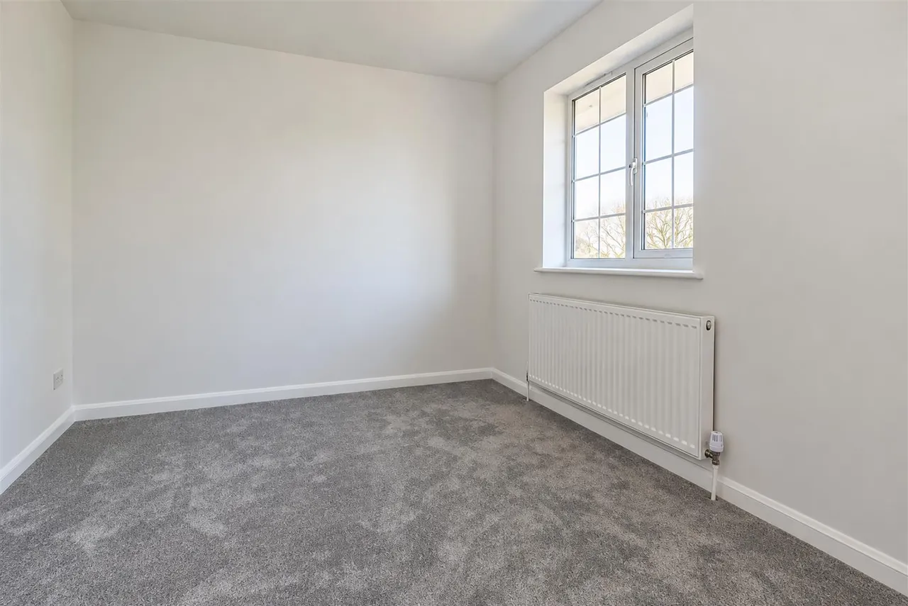 Cornfield Close, Littlehampton, photo 11