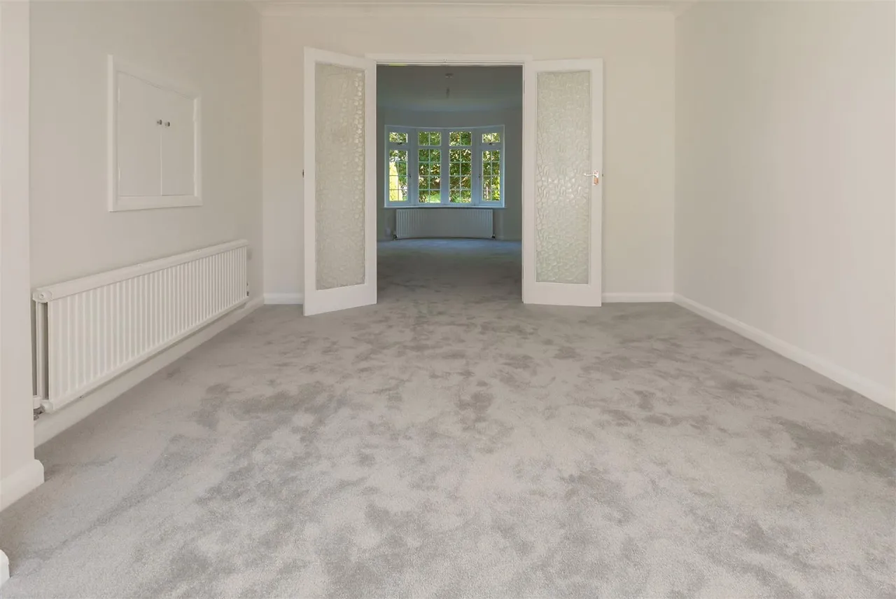 Cornfield Close, Littlehampton, photo 7